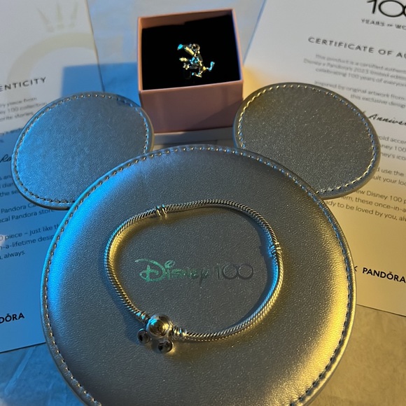 LIMITED EDITION 3pcs Set DISNEY PANDORA 100th Bracelet, Oswald and Mickey Box - Picture 7 of 16